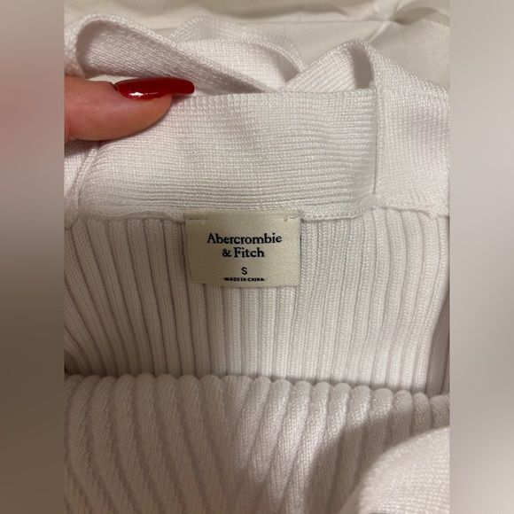 A&F Sweetheart Cross-Back Bodysuit NEVER WORN - Picture 6 of 8